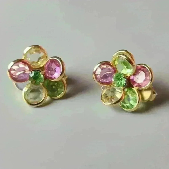 Vintage Jewelry - Vintage colorful glass flowers rhinestone gold tone earrings clip-on